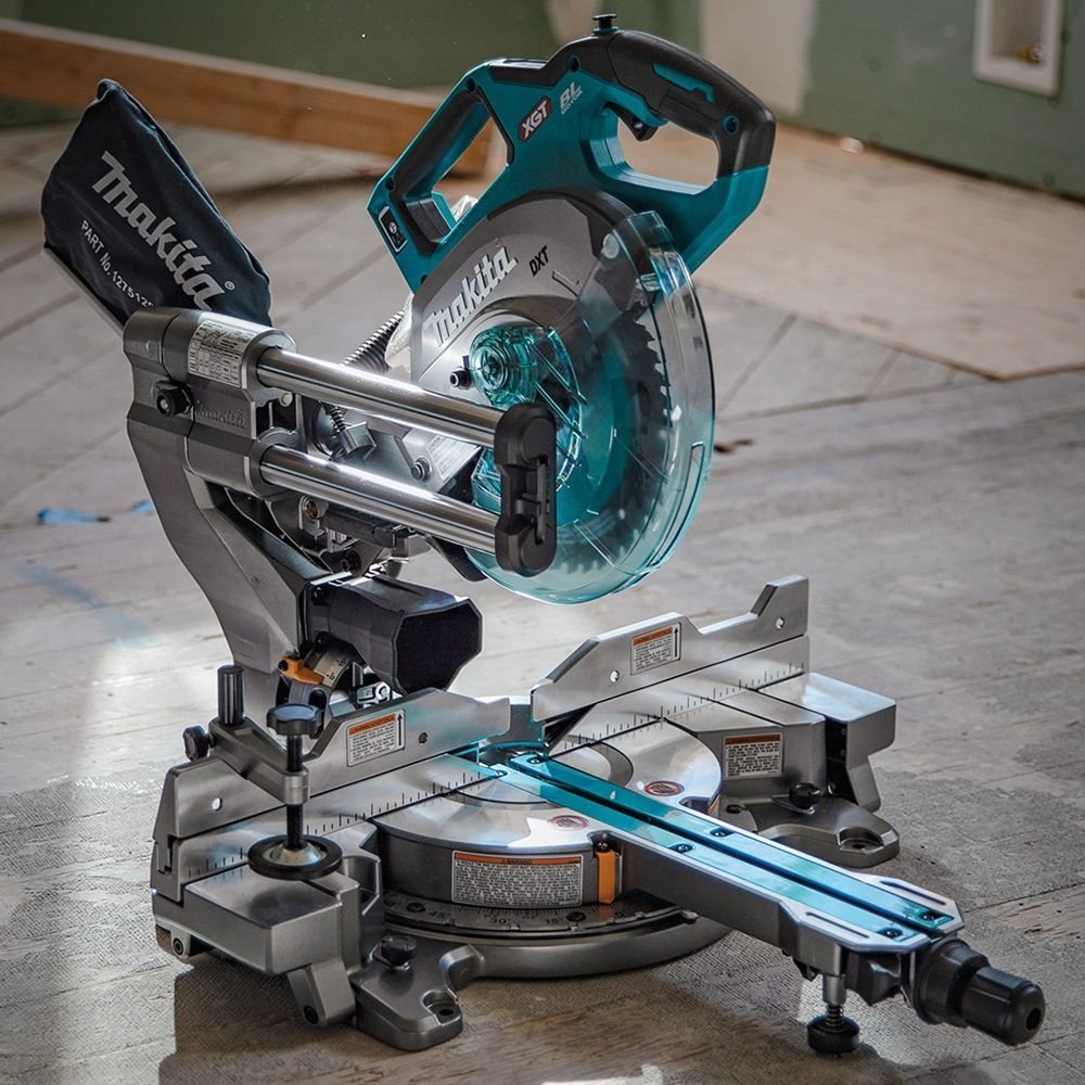 Makita GSL02Z 40V Max XGT Brushless Cordless 8-1/2″ Dual-Bevel - Image 4