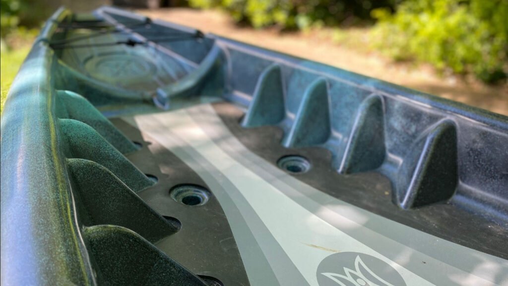 Perceptions Hangtime 11.0 Recreational Kayak - Image 4