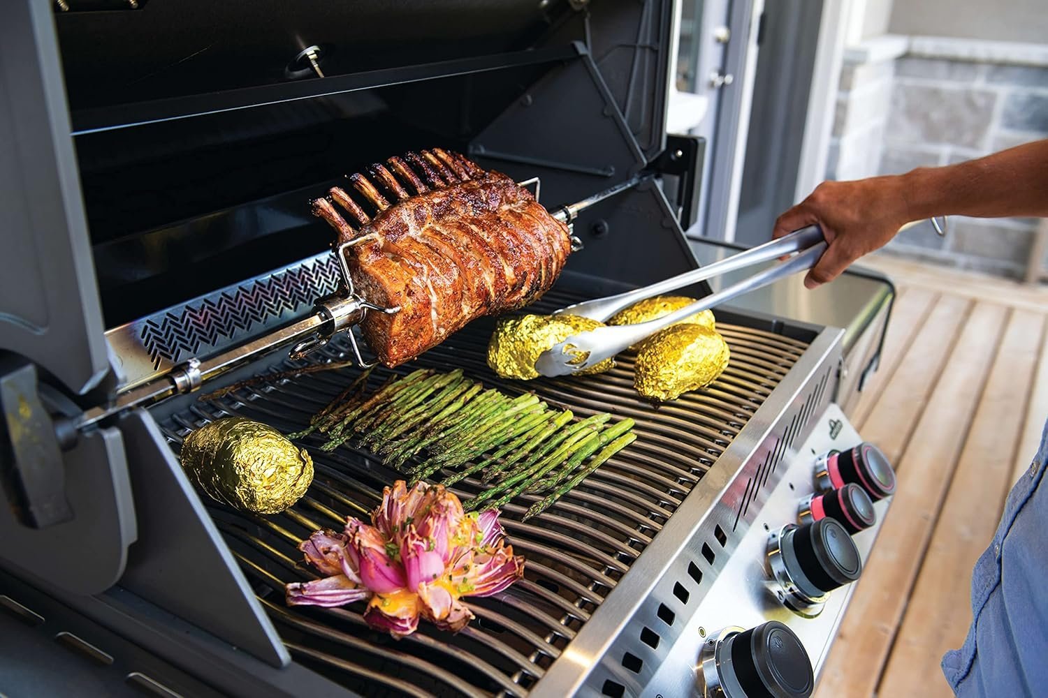Napoleon Prestige 500 Natural Gas Grill - Image 3