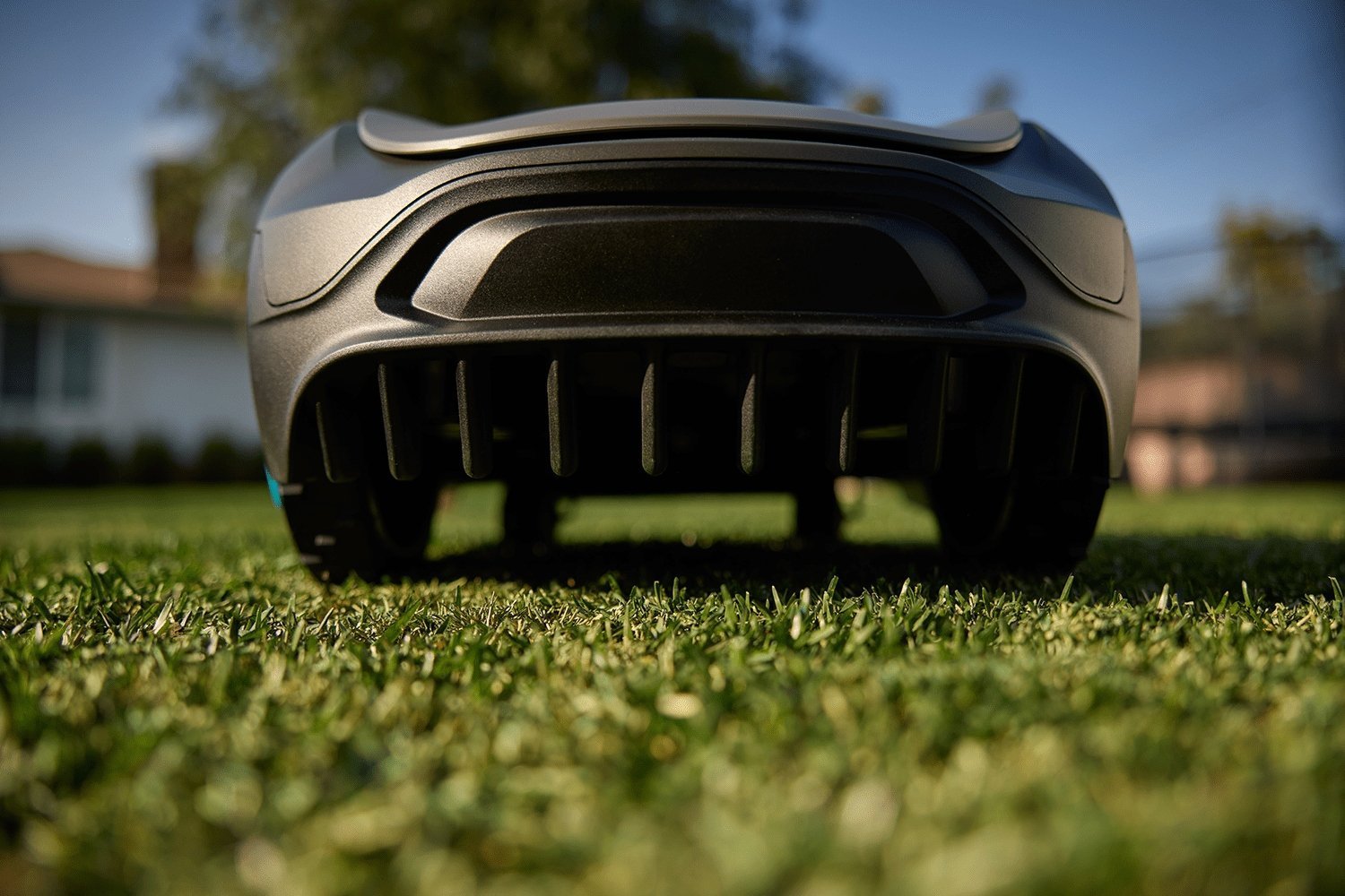 Gardena SILENO Flex Robotic Lawn Mower 2025 - Image 3