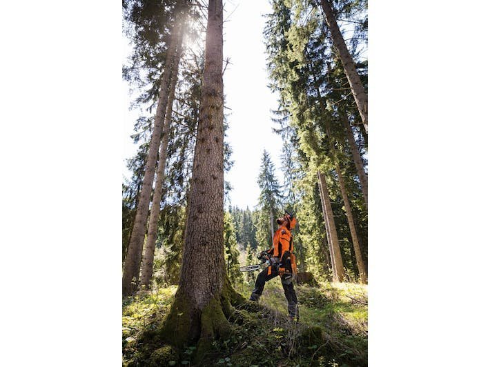 STIHL MS 462 C-M 28 72.2cc 28″ 13 Lbs Fuel-Efficient Gas-Powered M-Tronic C-M Chainsaw w/Bar & Chain - Image 6